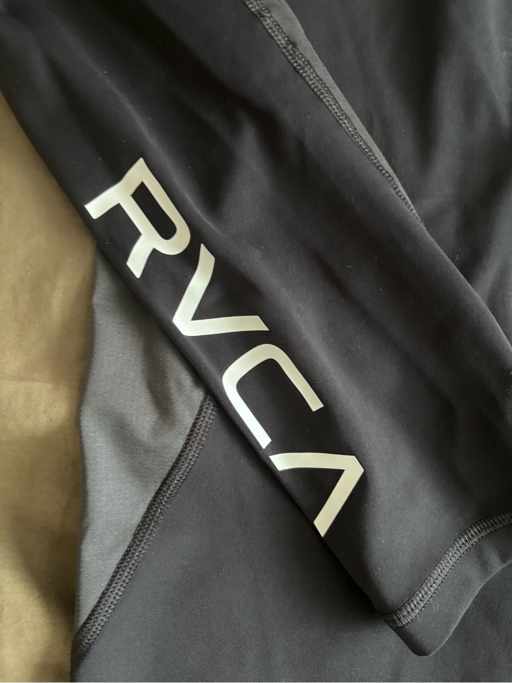BJJ Rashguard - Picture 2 of 5